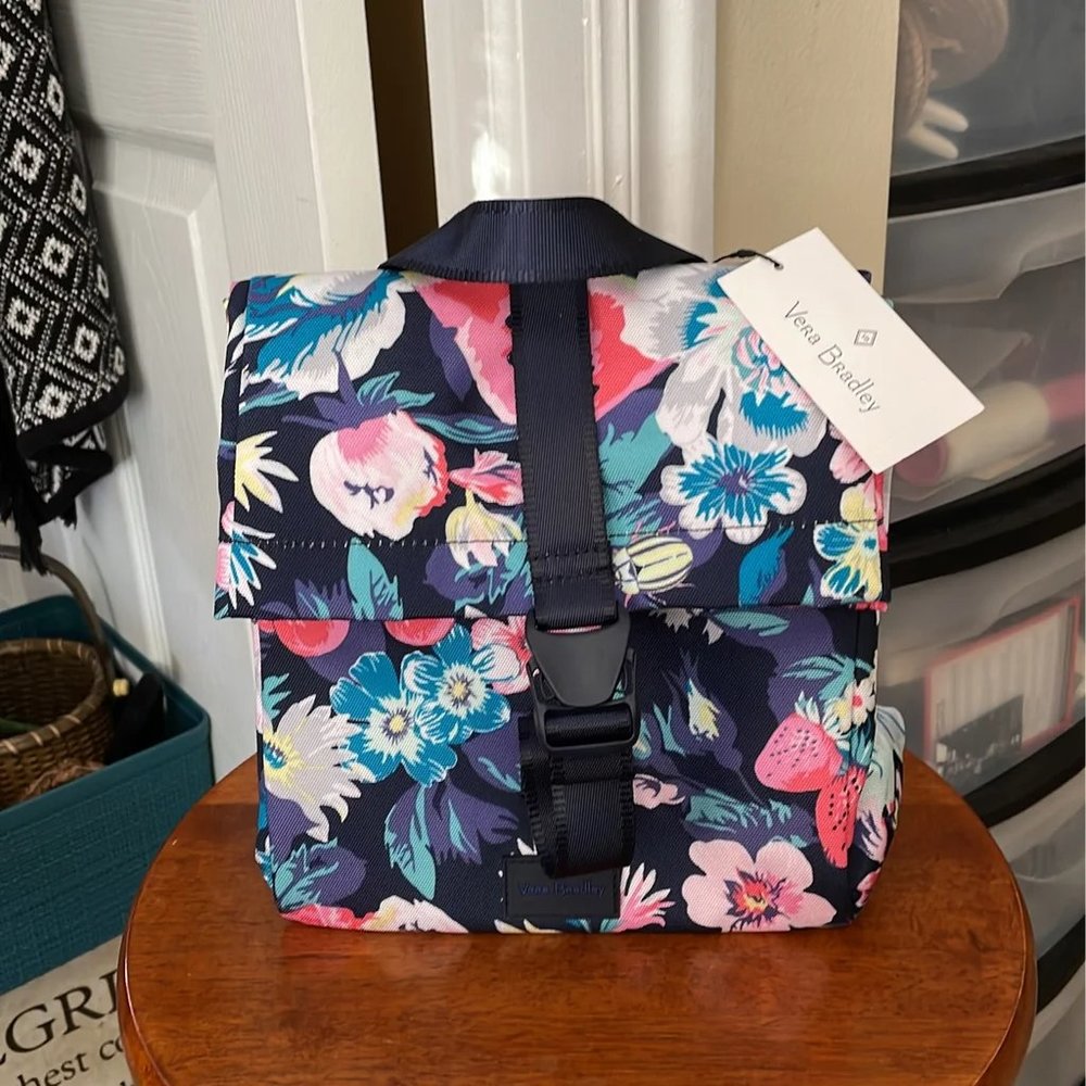 Vera Bradley Recycled Lighten Up Reactive Tote Lunch Bag / Garden Picnic - NWT